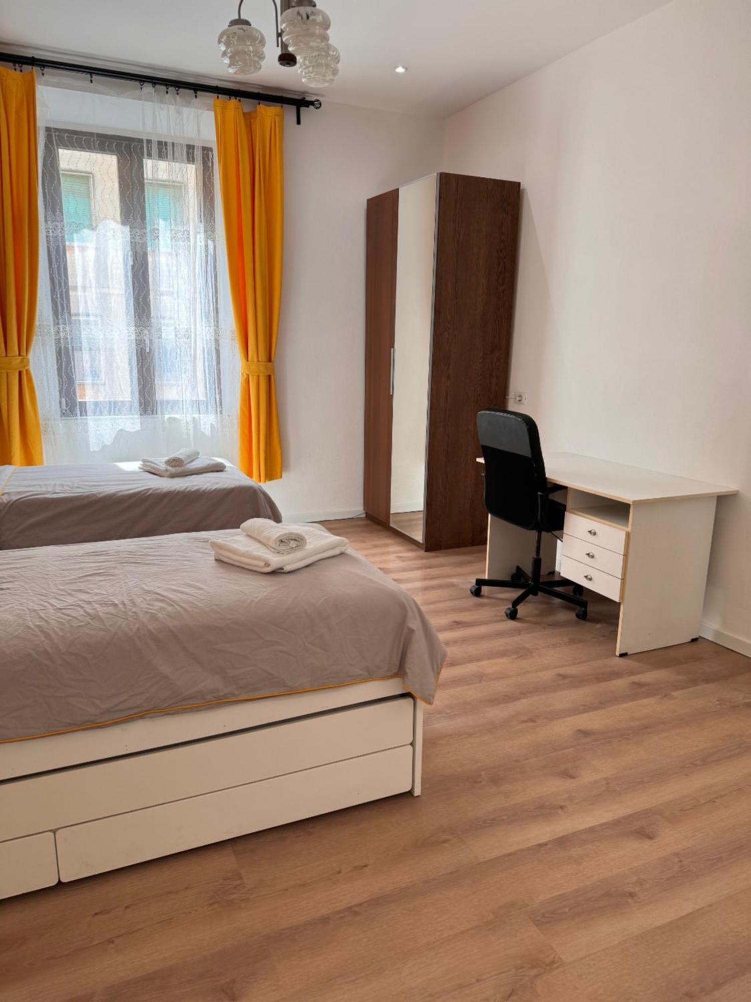 Station & Airport Hotell Pisa Exteriör bild