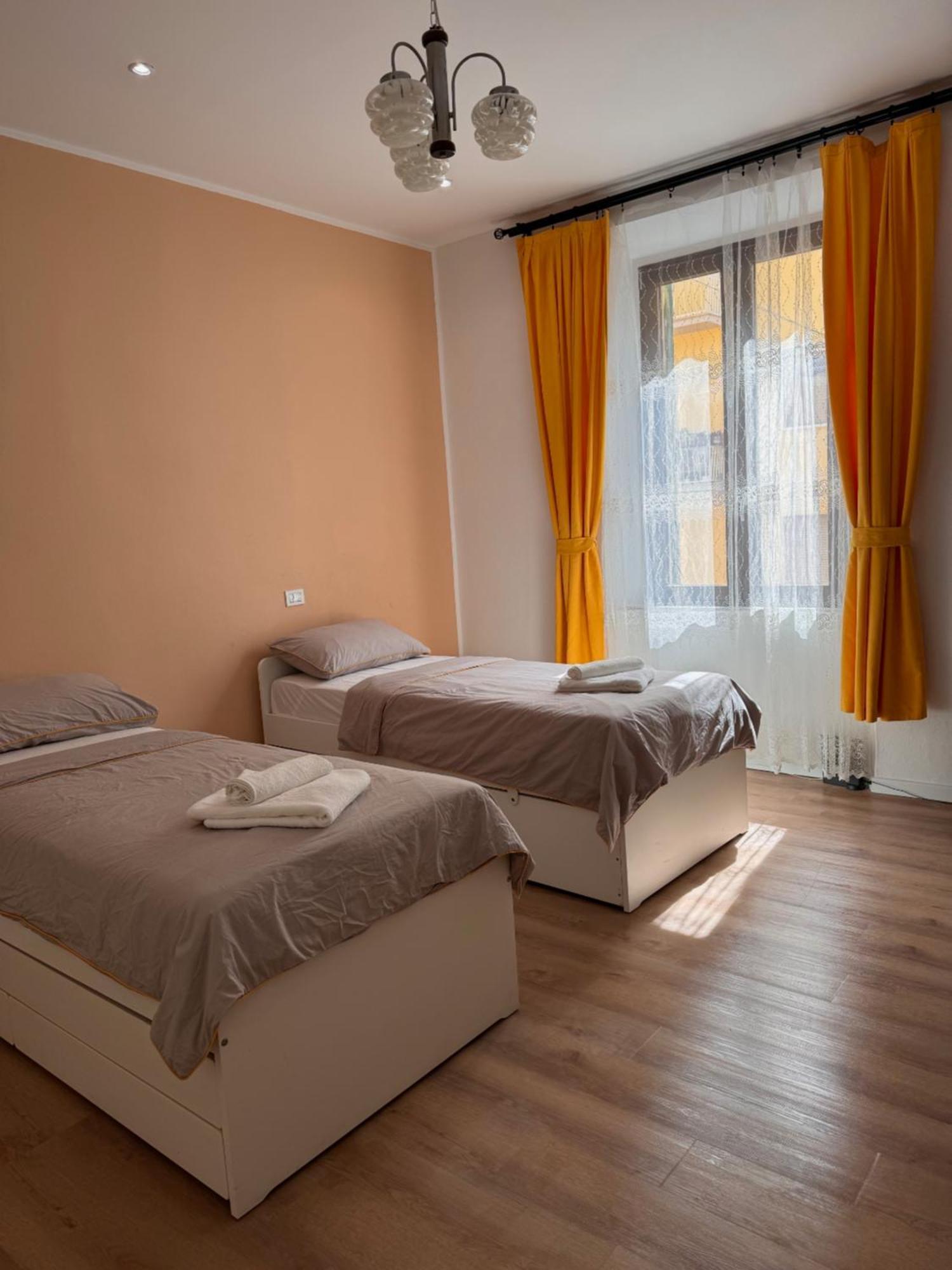 Station & Airport Hotell Pisa Exteriör bild